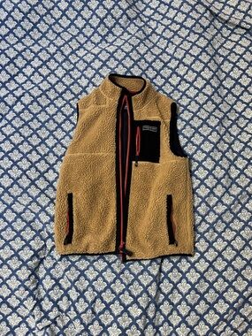 Vineyard Vines Tan Sherpa Vest with Black Trim and Red Accents